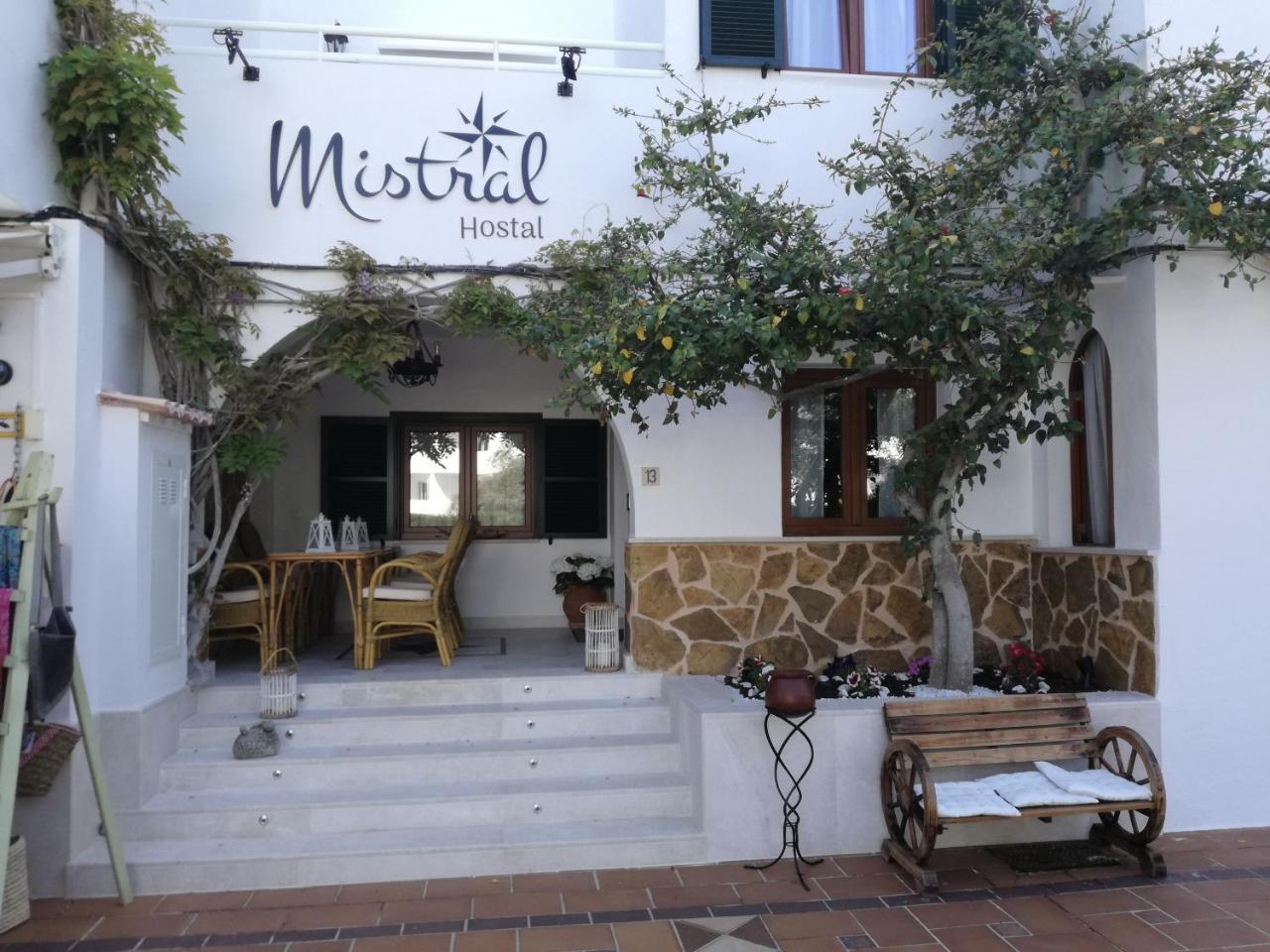 Mistral Pensión 2*